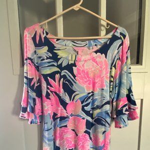 Lilly Pulitzer Scoop Neck Top with Ruffled Sleeves Sz L